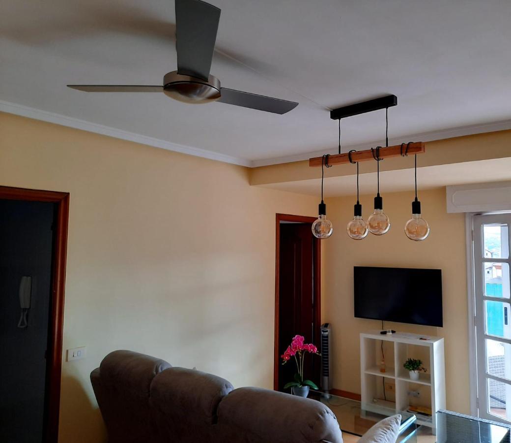 Apartamento Con Terraza En El Casco Historico 奥伦塞 外观 照片